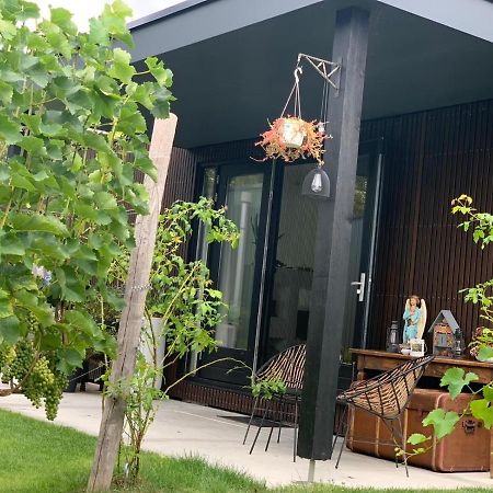 Vila Life Contains Beautiful Things Almere Exteriér fotografie